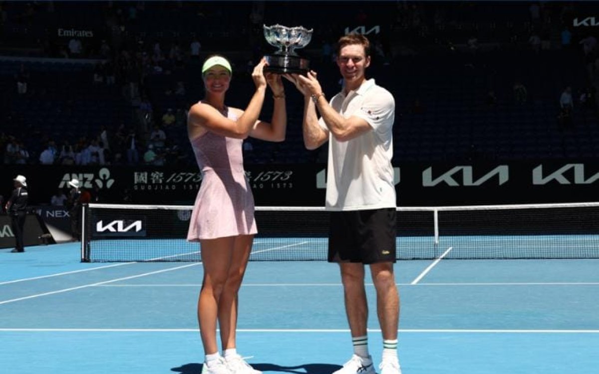 Gadecki and Peers become first pair in 37 years to defend Aus Open mixed doubles title