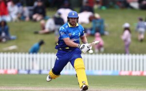 'Keep both sides of brain working...' Glenn Phillips reveals reasons behind regular shifts to left-h