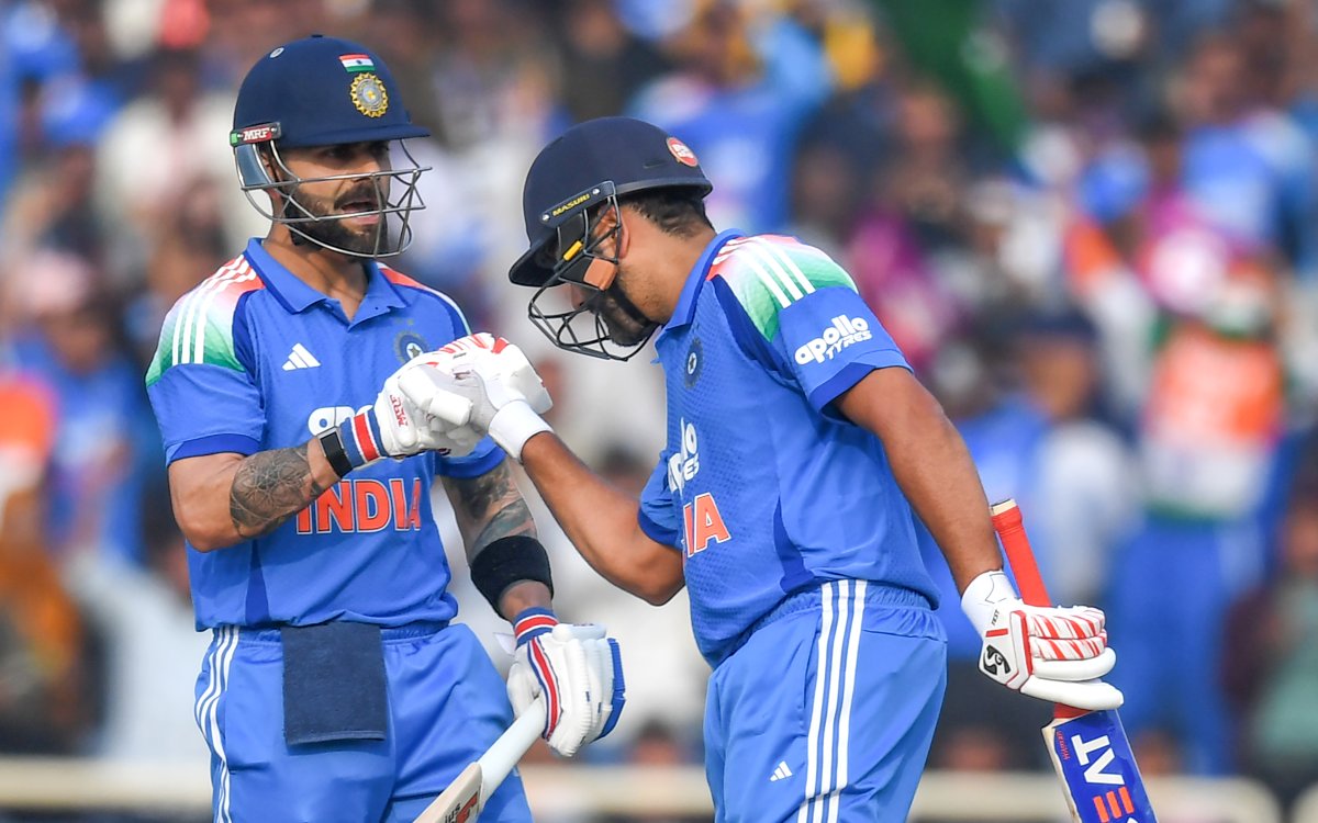 Kohli dethrones Rohit to reclaim top spot in ODI rankings