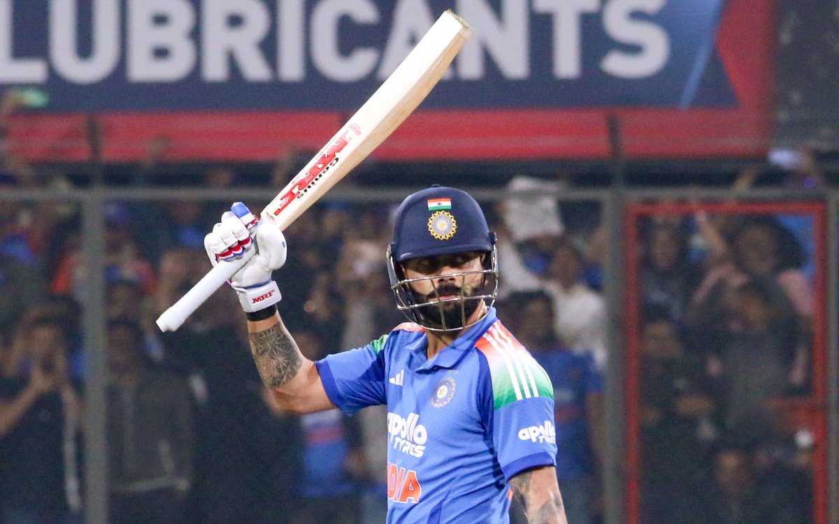 Kohli is tied to the job of scoring runs, not to an image: Gavaskar