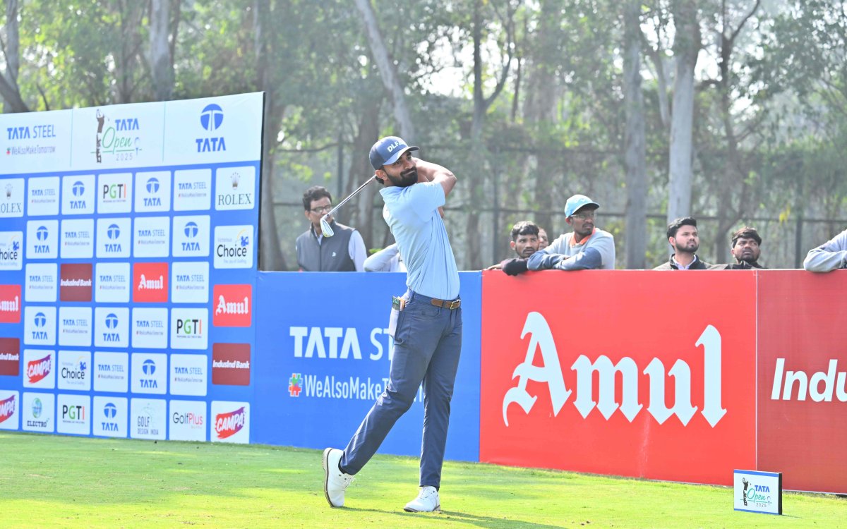 PGTI Tour: Shubham Jaglan storms ahead with a 69 in round three of Final Qualifying Stage