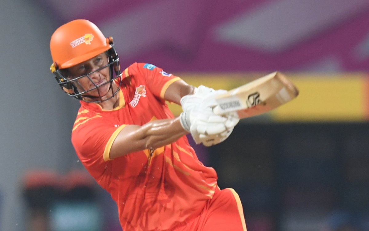 Sophie Devine hammers 32 runs off Sneh Rana for the most-expensive over in WPL history