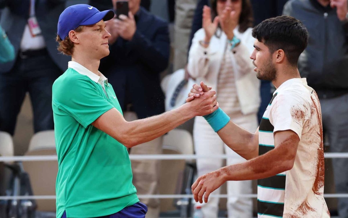 'They play incredible tennis,' Federer hails Alcaraz-Sinner rivalry ahead of Aus Open