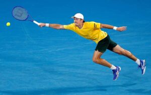 United Cup: De Minaur, Swiatek win as Poland on verge of quarterfinals