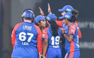 WPL 2026: Delhi Capitals elect to bowl first against Gujarat Giants