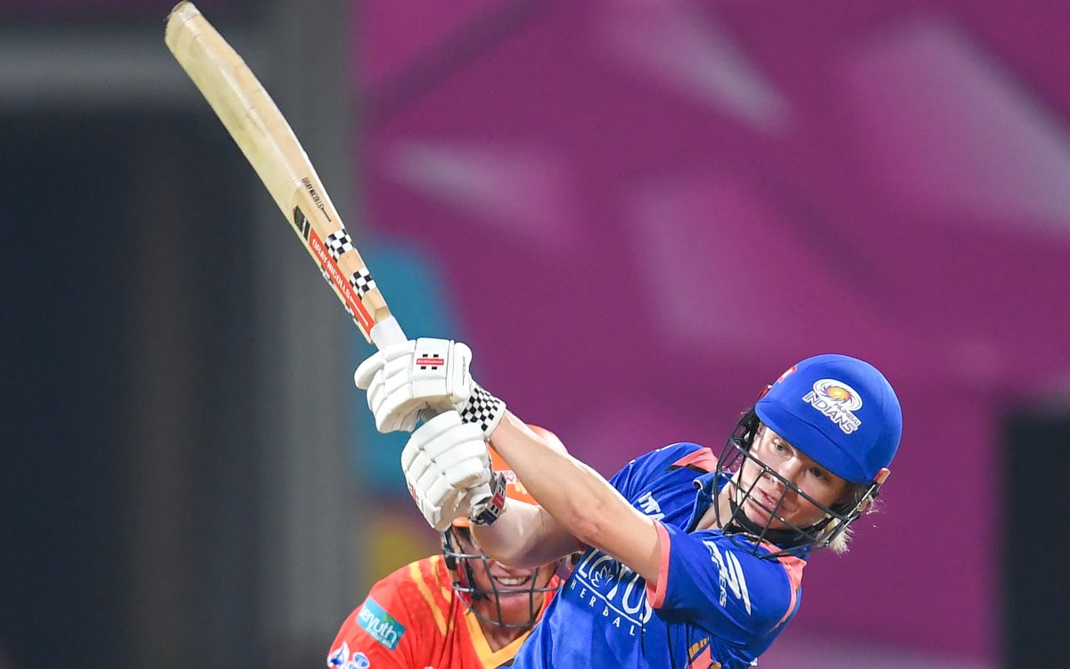 WPL 2026: Gujarat Giants rue 'dropped catches' after big loss to Mumbai Indians