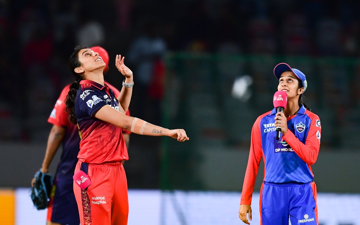 WPL 2026: Henry, Minnu come in as Delhi Capitals elect to bowl first against RCB, Arundhati is back