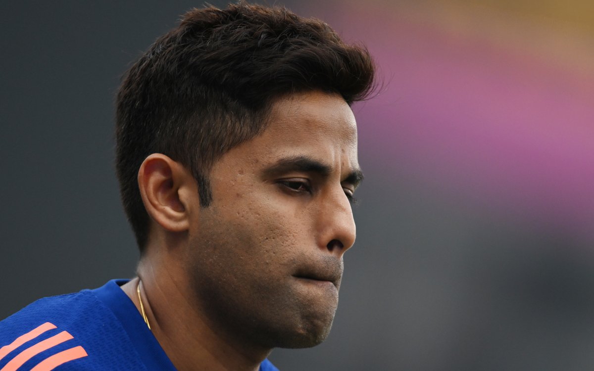 Cold stare at the toss: No handshake as India–Pakistan fireworks begin in Colombo