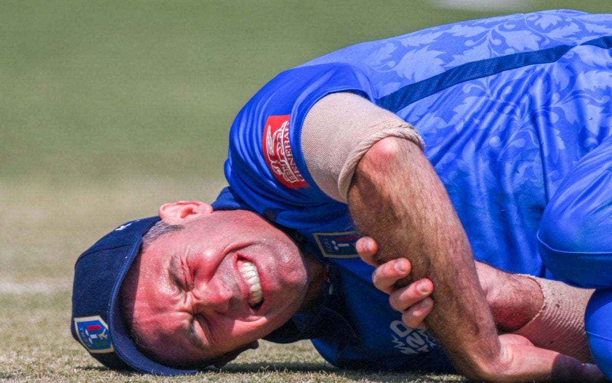 ‘He was deserving to show his abilities,’ says Italy’s Harry Manenti after captain Wayne dislocates