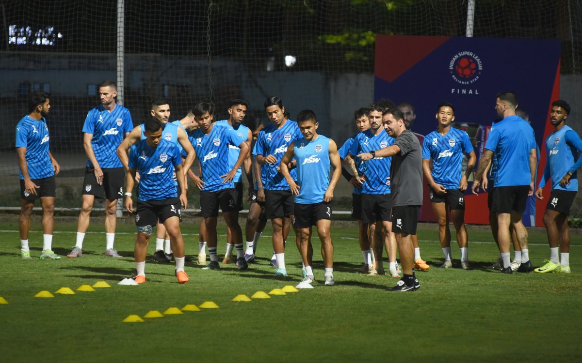 ISL 2025-26: Bengaluru FC brace for tactical battle as Punjab FC seek away redemption