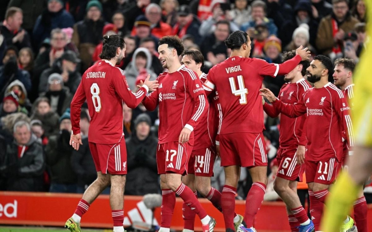 Liverpool, Man City and Newcastle move into fifth round of FA Cup