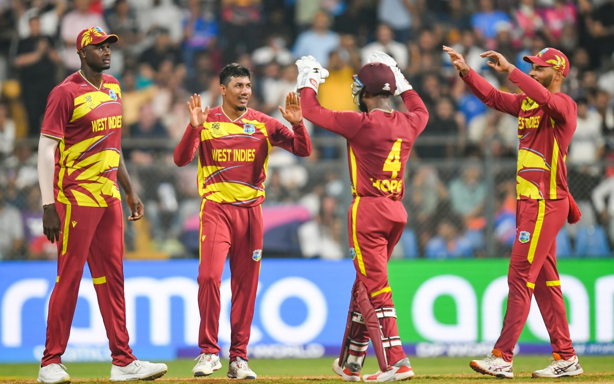 T20 WC: Motie, Chase strangle England as Windies win by 30 runs