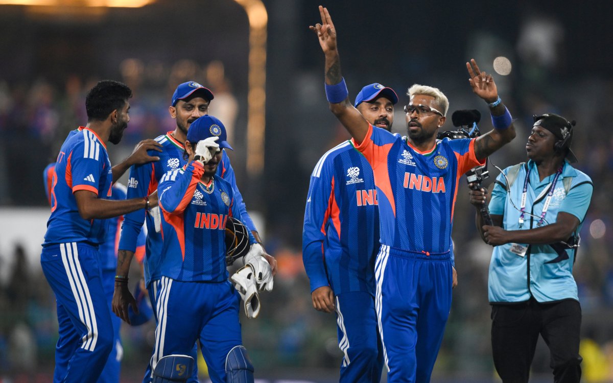 T20 WC: The Power-play was where India took the game away from Pakistan, says Tendulkar