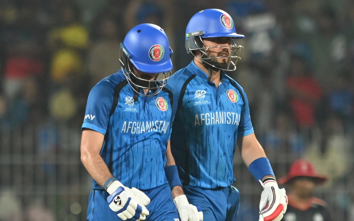 T20 WC: Zadran dedicates Player of the Match award to departing Afghanistan coach Trott