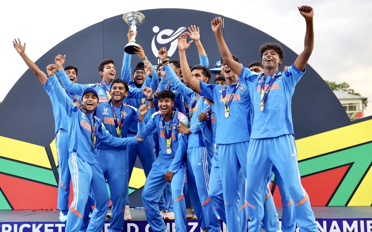 These boys handled pressure like seasoned pros: Shastri hails India U19 WC glory