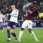 United rescue point at West Ham, Chelsea held at home by Leeds