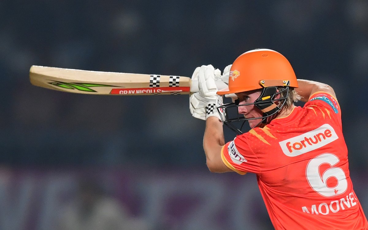 WPL 2026 Eliminator: GG ride on Mooney’s unbeaten 62 to survive DC scare and post 168/7