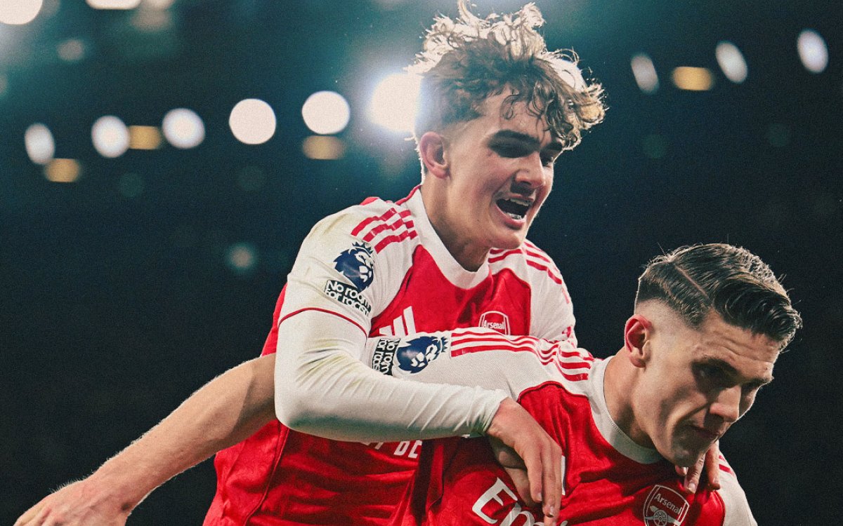 Arsenal wins and Manchester City draws as Gunners stretch lead in Premier League