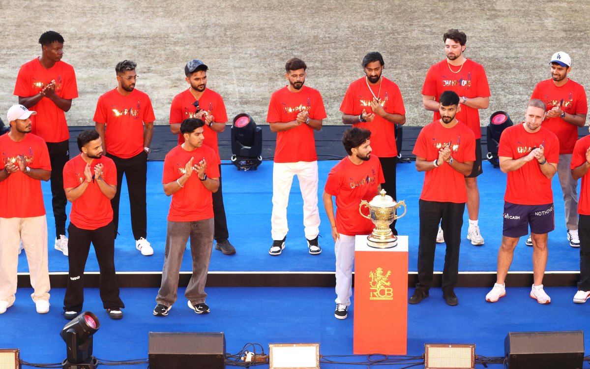 Consortium led by Aditya Birla Group acquires RCB for Rs 16,660 crore (Ld)