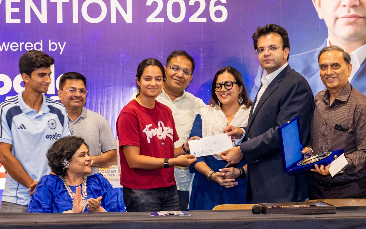 DDCA Prez Jaitley hands Pratika Rawal ₹51 lakh reward as SJFI's Golden Jubilee Convention concludes