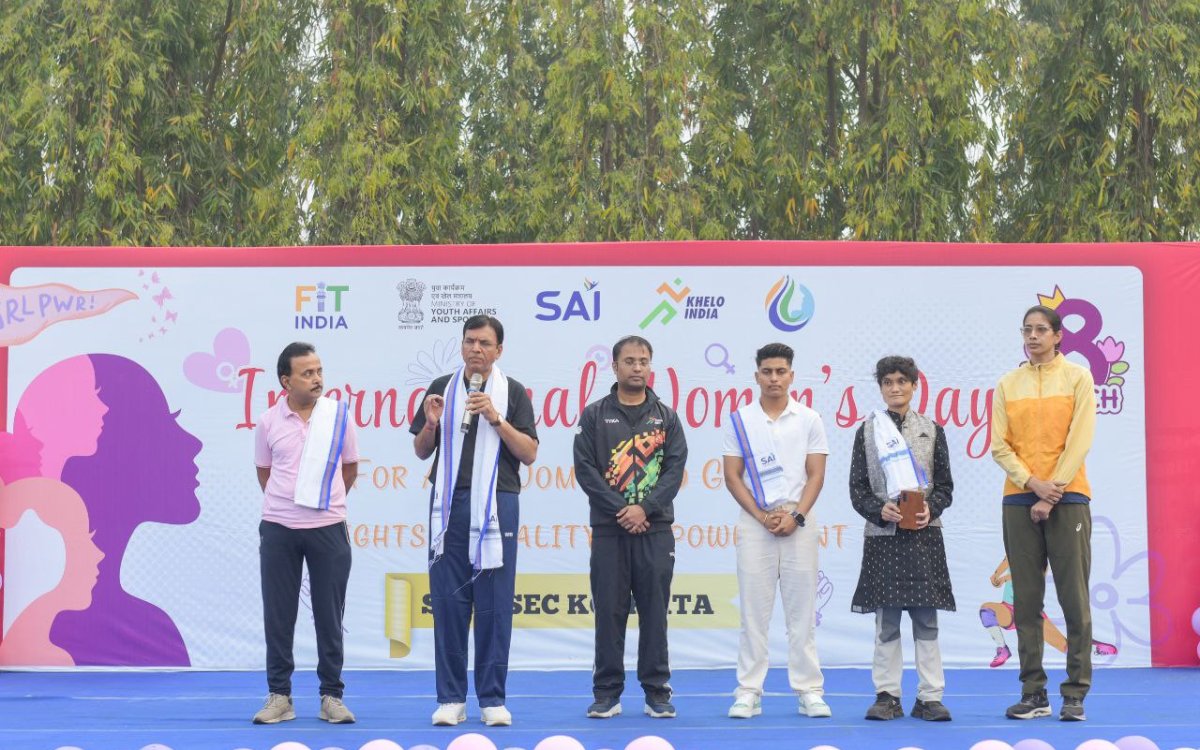 'Empowering women is empowering society': Sports Min Mandaviya at FIT India Pink Cyclothon