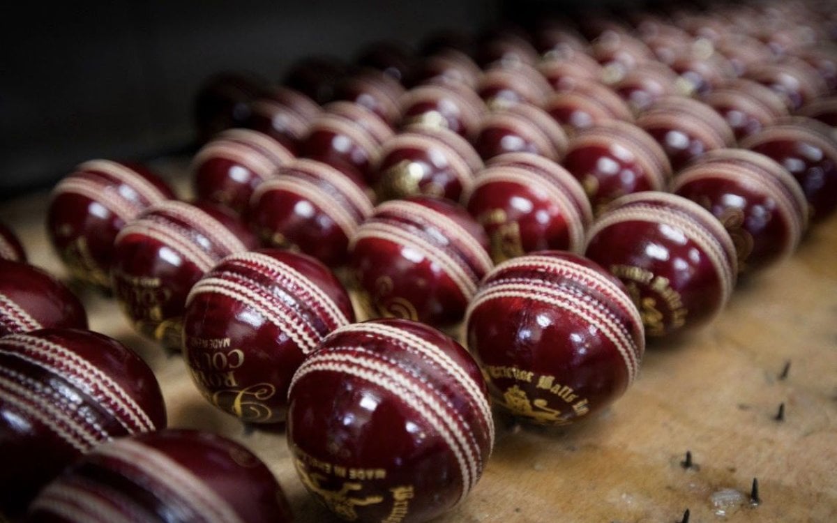 English cricket faces a potential shortfall of Dukes balls amid Gulf shipping disruption