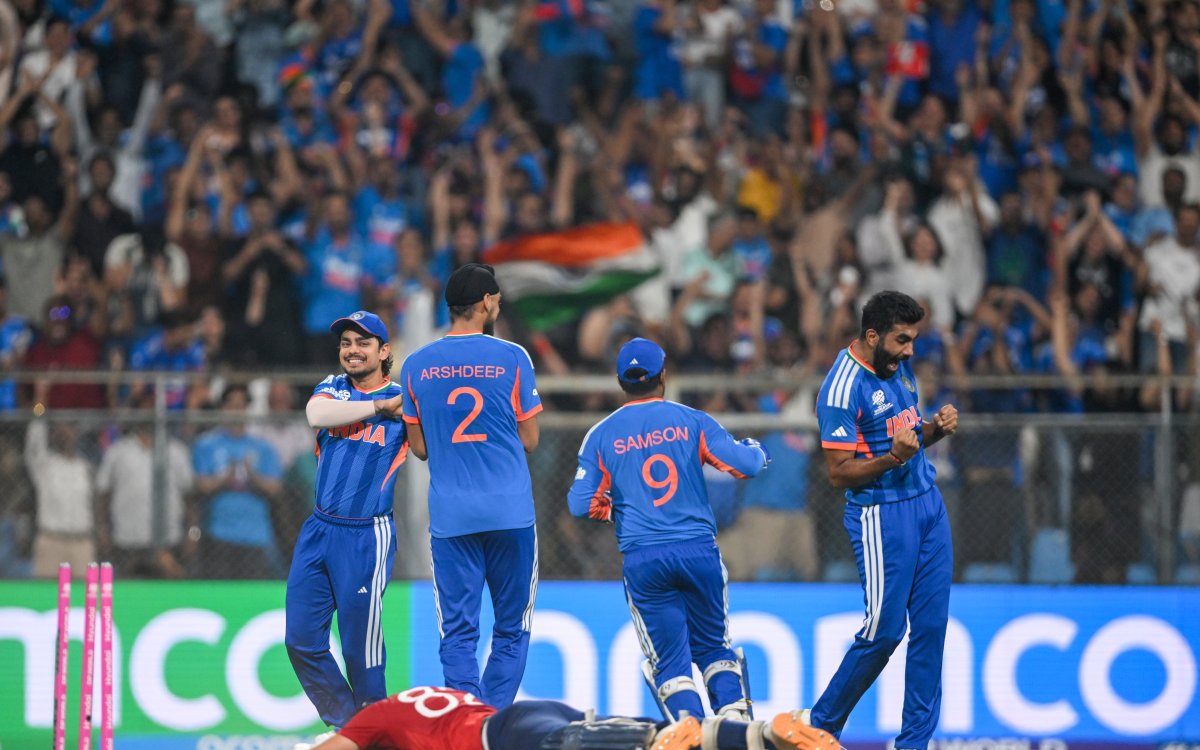 Firecrackers, dhols and roars of joy as India enter T20 World Cup final