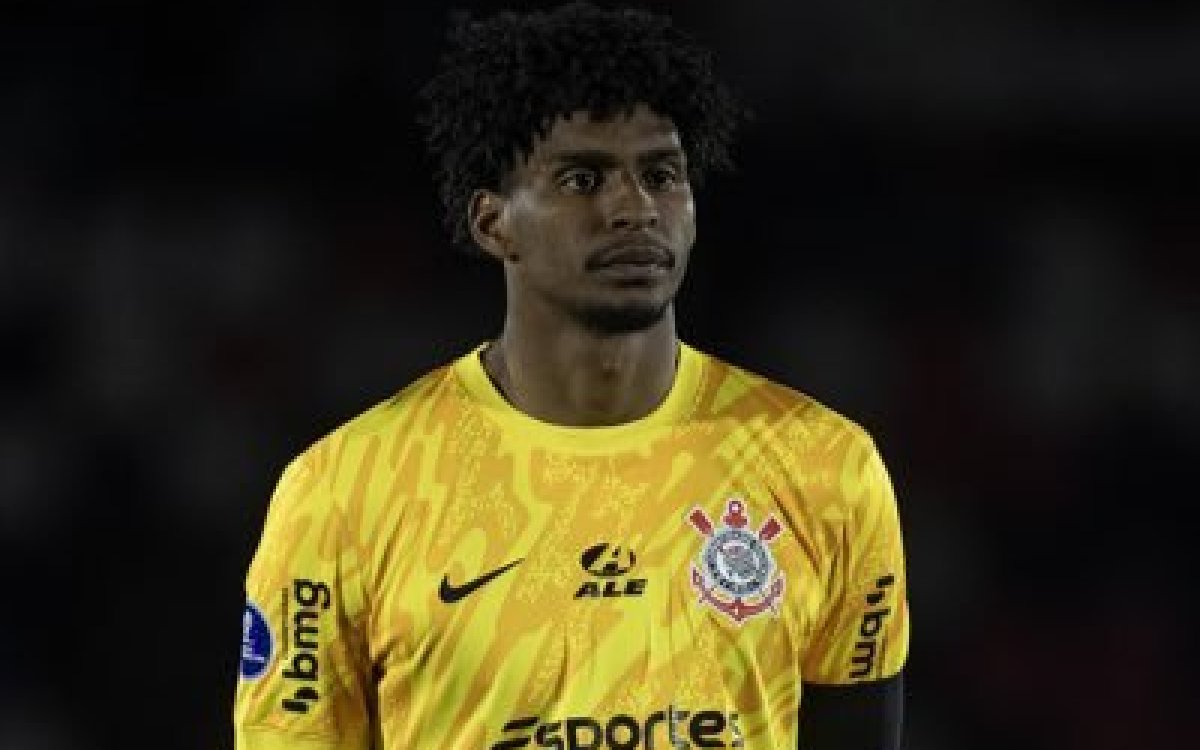 Football: Souza replaces Alisson in Brazil squad for World Cup warm-ups