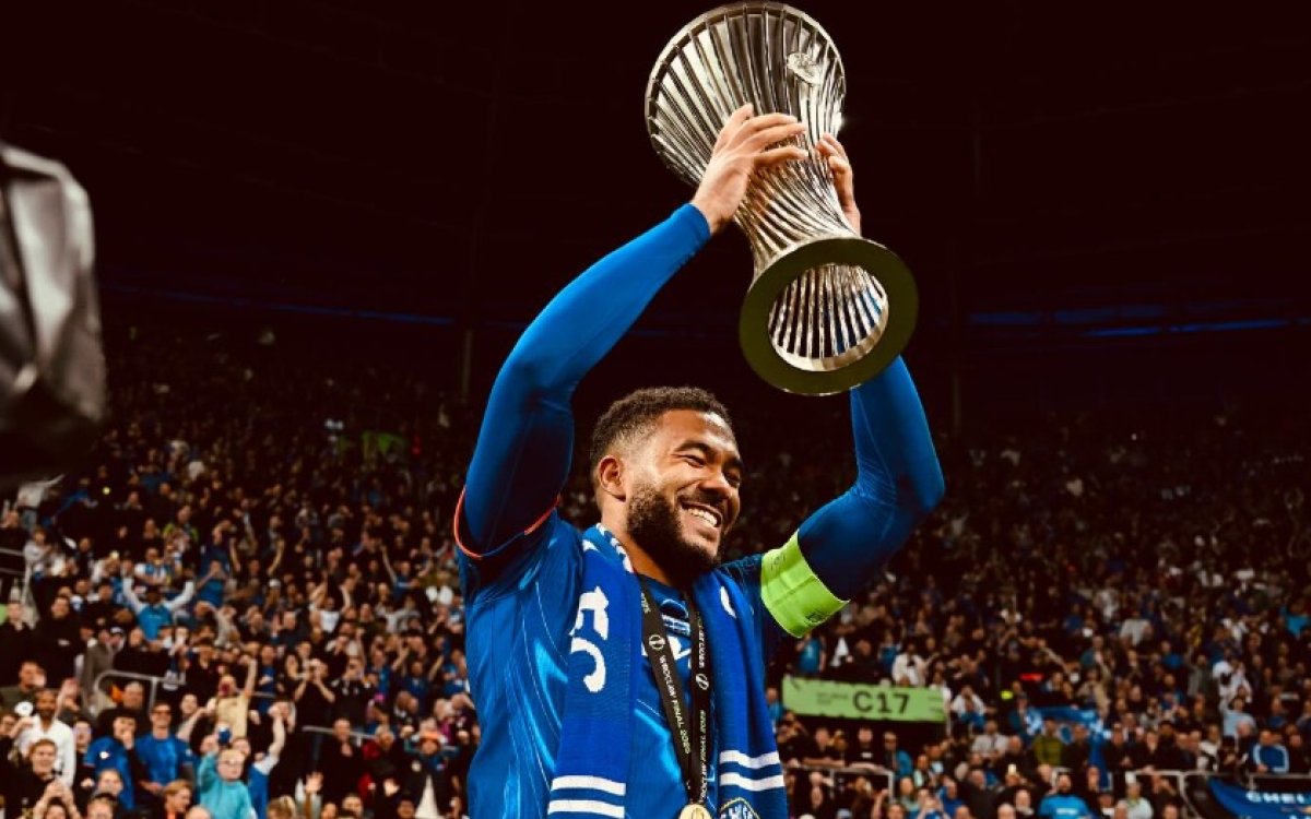 ‘I want my peak years to be here’: Reece James signs new six-year contract with Chelsea