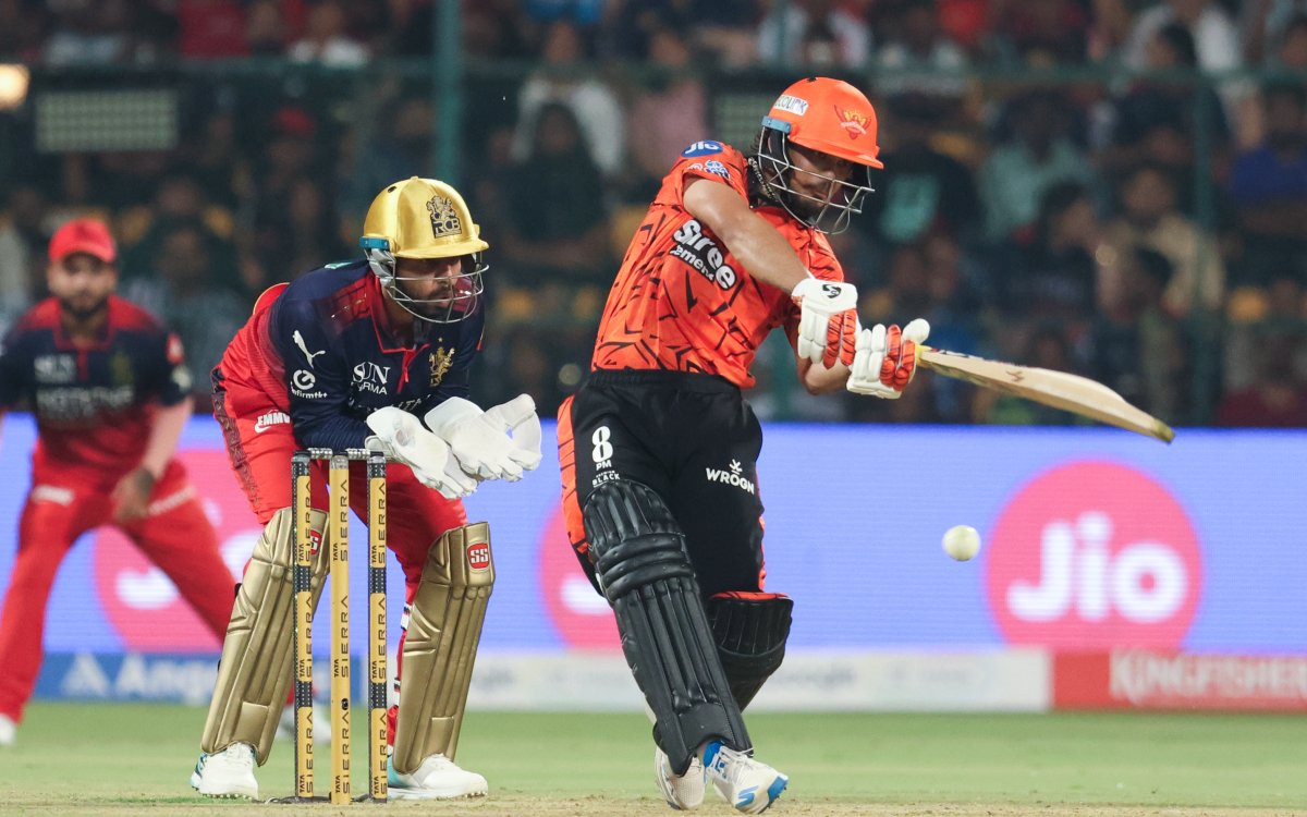 IPL 2026: Kishan’s 80, Aniket’s 43 powers Sunrisers Hyderabad to 201/9 against RCB
