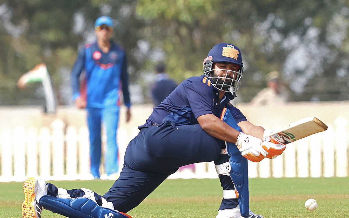 IPL 2026: Rishabh Pant trains hard under Yuvraj Singh to sharpen white-ball skillsets