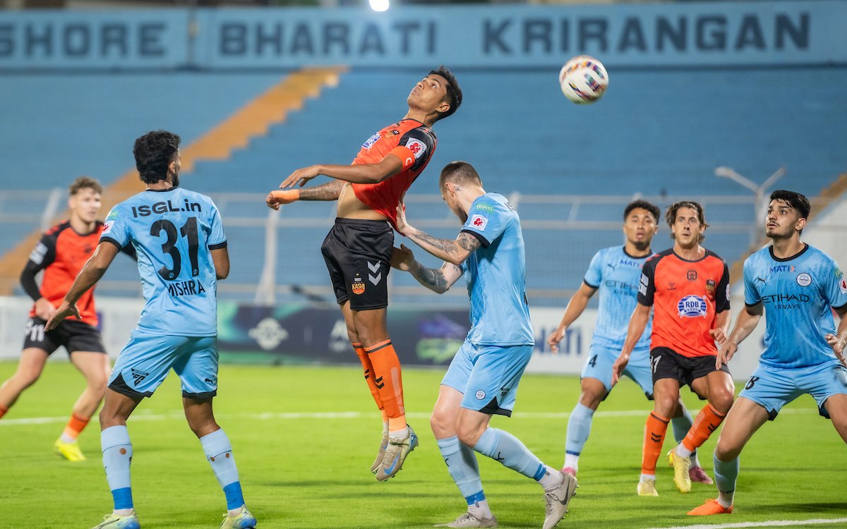 ISL 2025-26: Mumbai City hold off Inter Kashi fightback to secure win