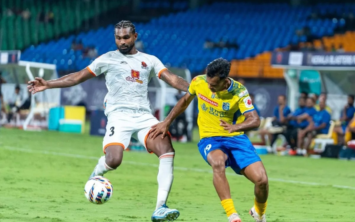 ISL 2025-26: Three first-half goals help Punjab FC breeze past Kerala Blasters