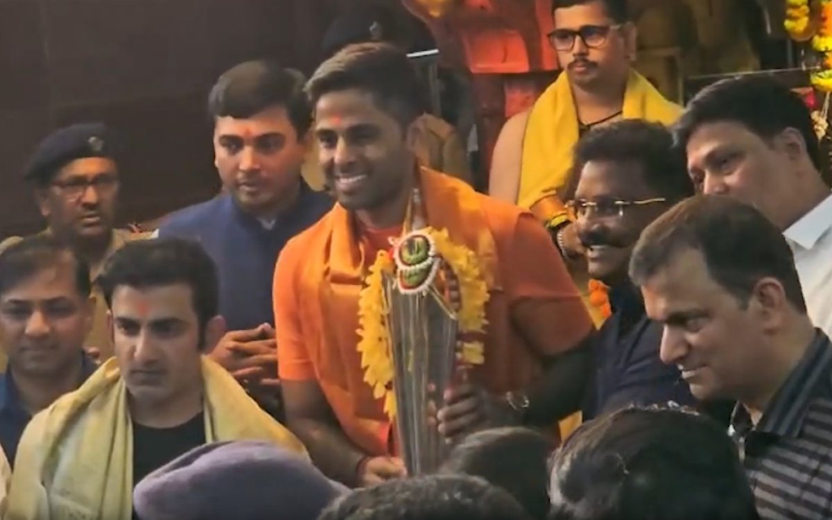 Jay Shah, Suryakumar, Gambhir offer prayers at Shree Siddhivinayak Temple