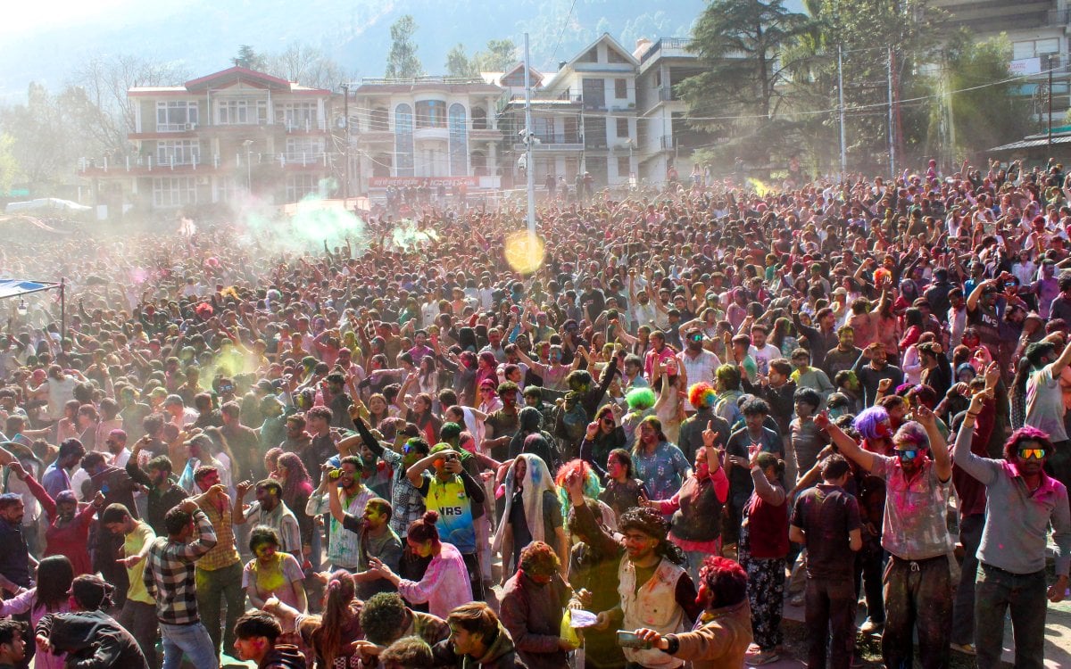 May the colours of Holi fill your life with joy: BCCI Secy Saikia, coach Gambhir extend Holi wishes