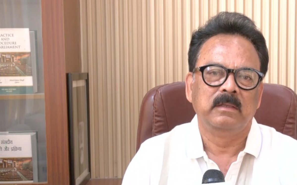 Opposition backs Kirti Azad over trophy temple visit row, calls for respecting all sentiments