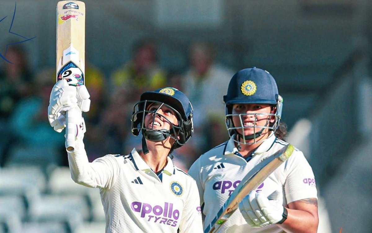 Pink-ball Test: Hamilton picks three on stunning debut as Australia keep India to 184/8