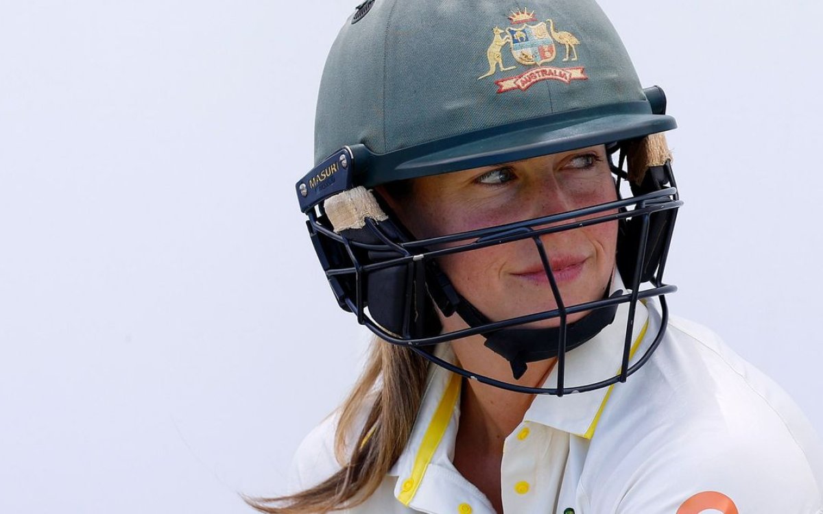 Pink-ball Test: Sutherland unbeaten on 93, Perry hits 76 as Australia take the lead