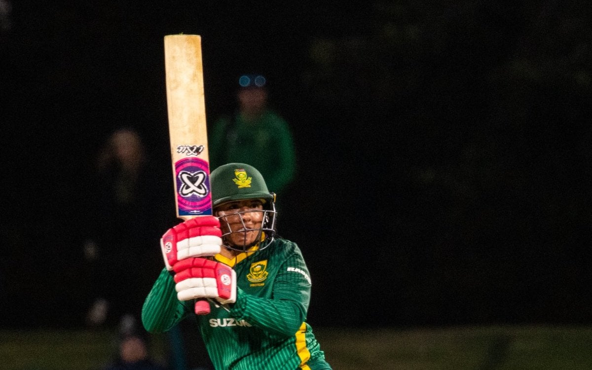 Reyneke becomes first woman to win player of the match award on debut in multiple formats