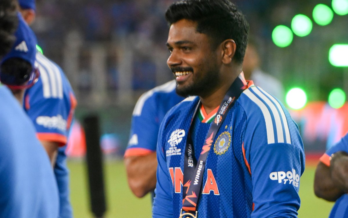 Sanju Samson receives heartwarming reception at Thiruvananthapuram airport after T20 WC win
