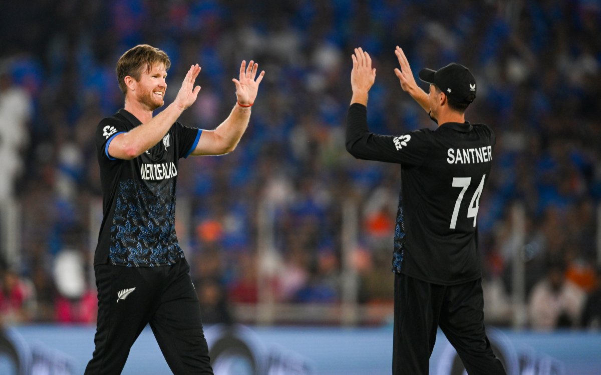 Santner to lead NZ squad for five match T20I series against SA