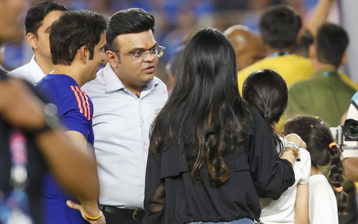 Stop celebrating milestones, celebrate trophies:  Gambhir emphasises team-first philosophy after Ind