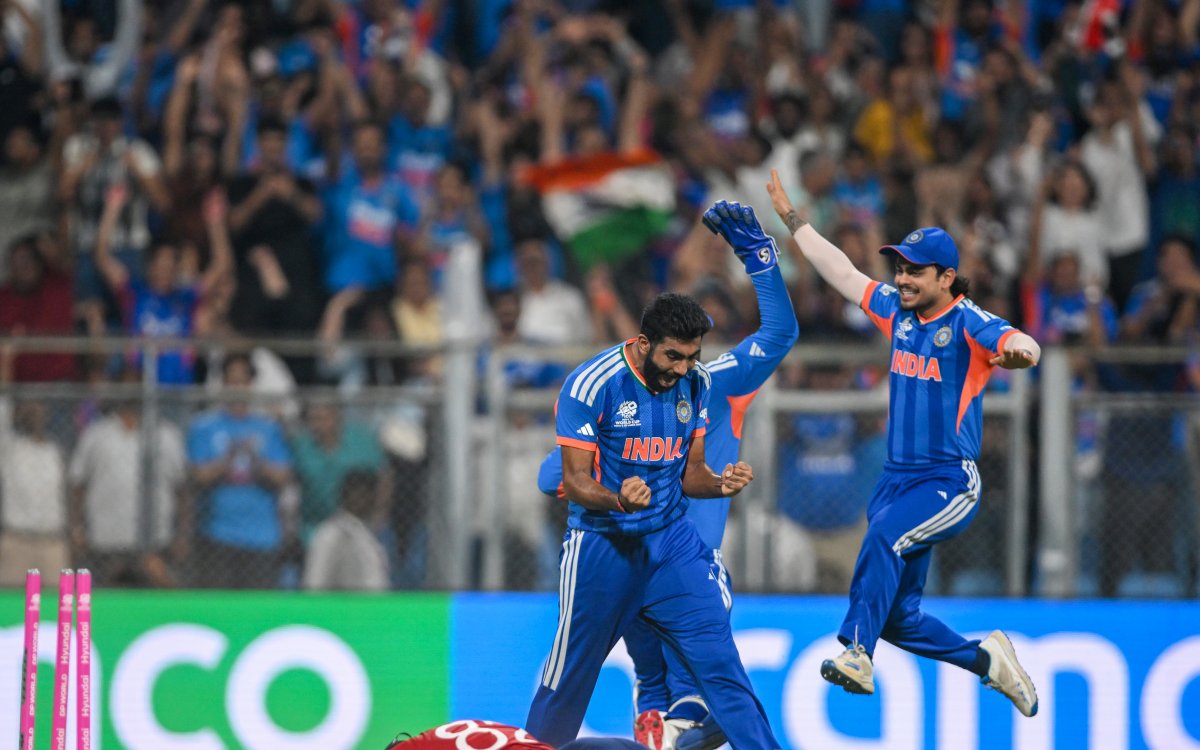 T20 WC: 'England were always in the chase, the way bowlers pulled game away was unbelievable,' says