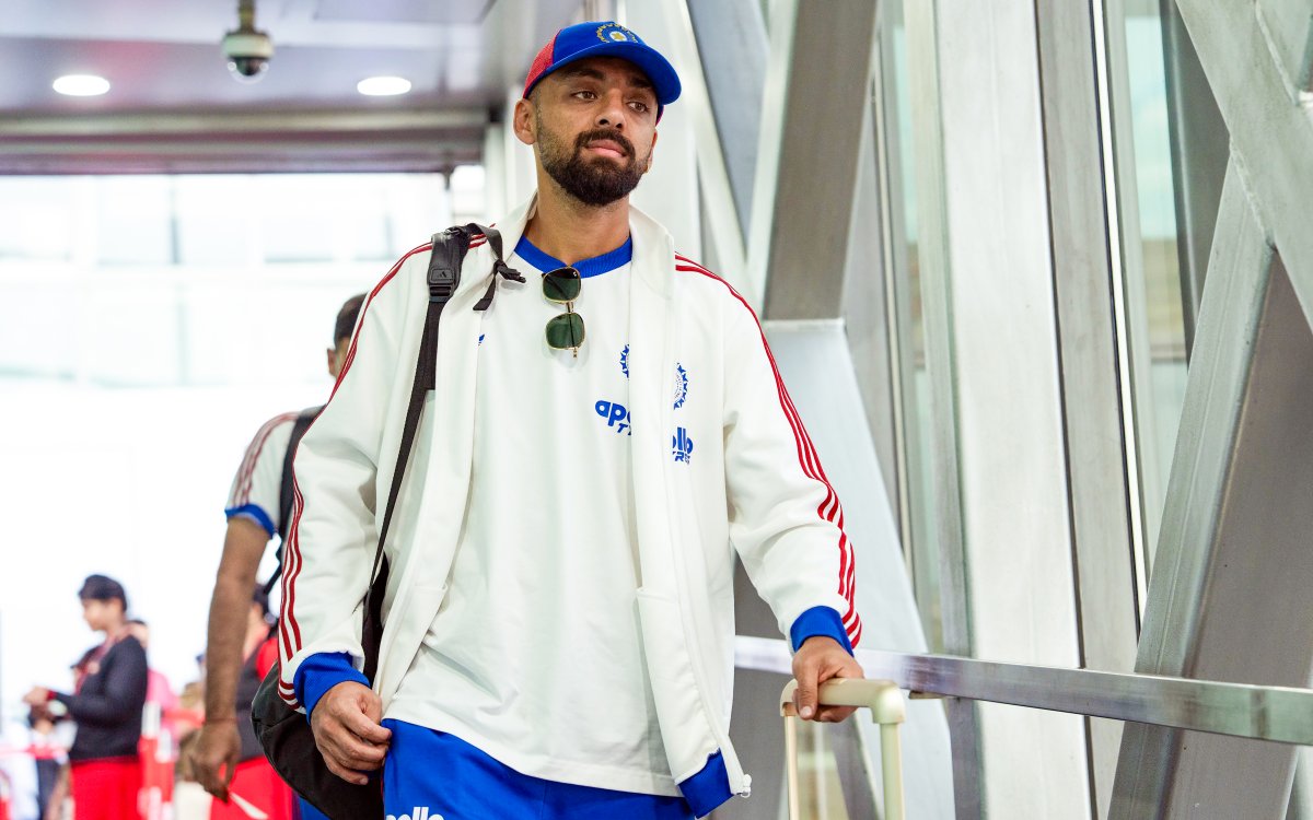 T20 WC: 'He is only one game away from changing the tide,' says Santner on Varun's poor form