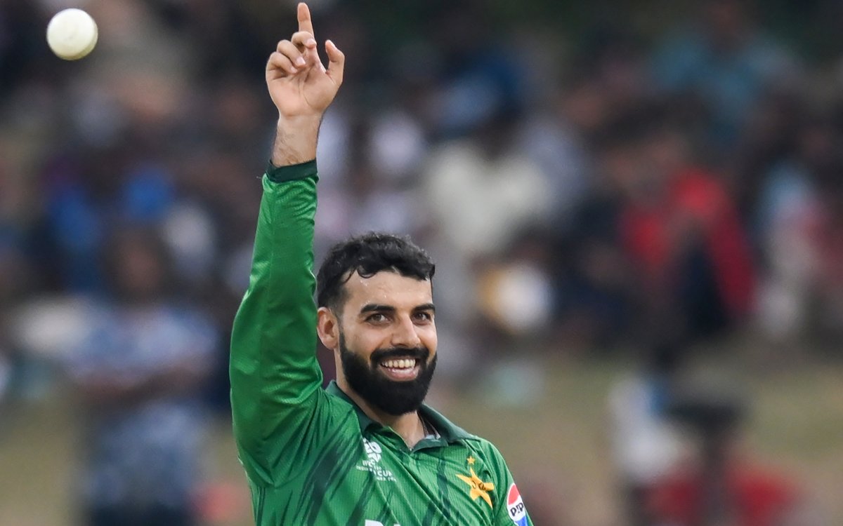 Wouldn’t even keep Shadab in the team, let alone give him the captaincy, says Shahid Afridi