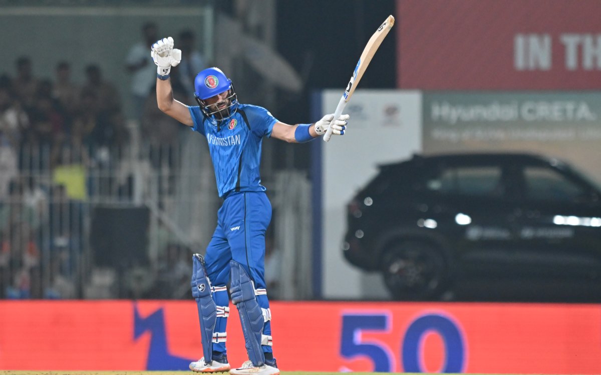 Zadran replaces Rashid as Afghanistan T20I captain, Farooqi, Naib omitted for SL series