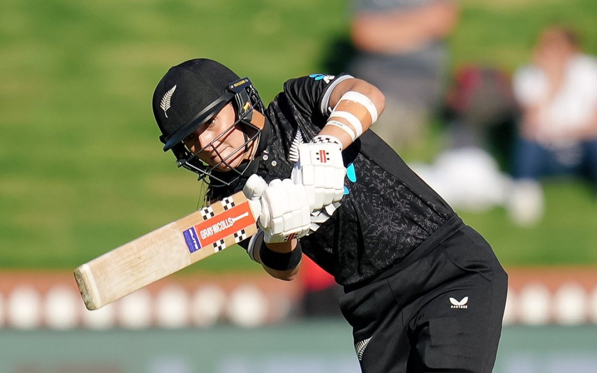 2nd WODI: Amelia’s 179 help NZ clinch record chase against SA to level series 1-1