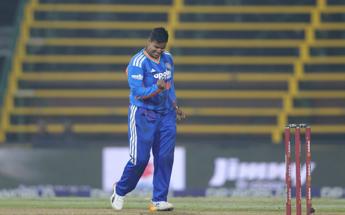 4th WT20I: Deepti Sharma’s all-round brilliance helps India clinch 14-run win over SA