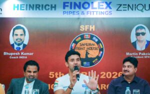 Ahead of their bout, Florian looked aggressive while Sangram calm during face-off