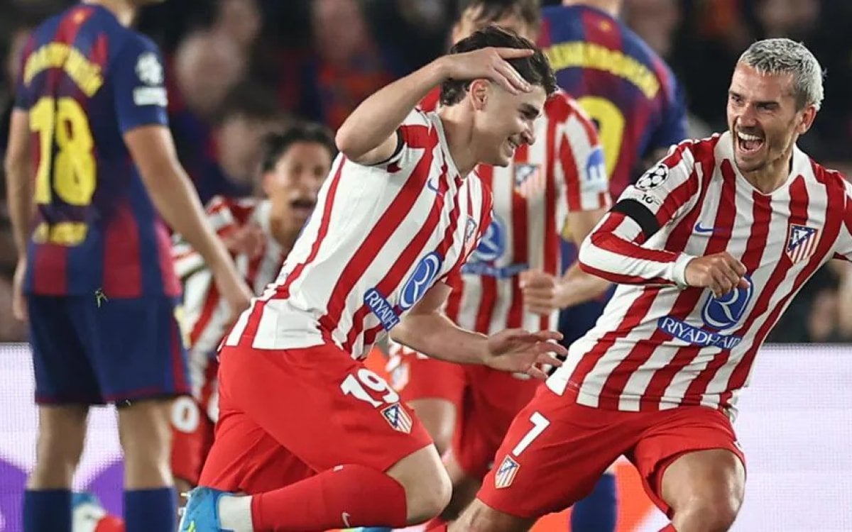 Atletico beat 10-man Barca in Champions League QF first leg